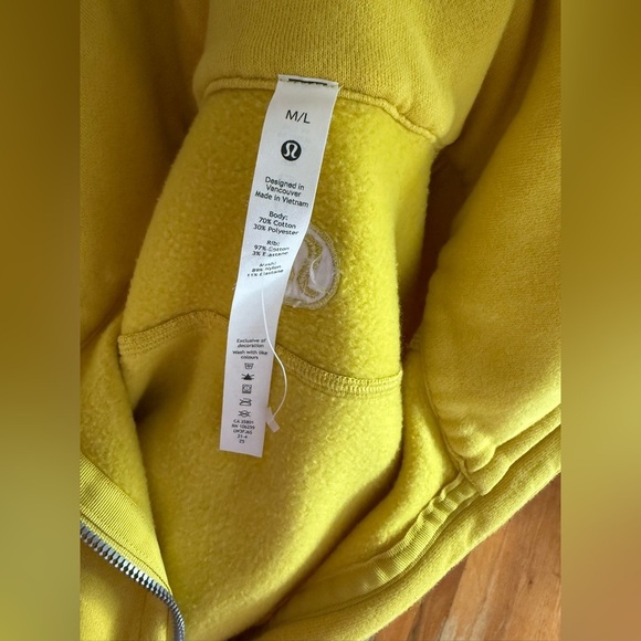 Lululemon Athletica Yellow Fleece Pullover - Picture 9 of 9